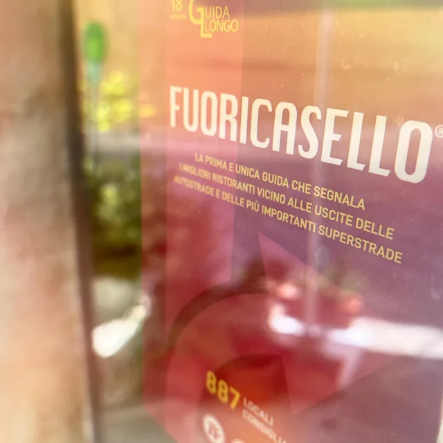 […] per chi, con curiosità e avventura, viaggia in auto per l’Italia. ♥️ Thanks to @fuoricasello.it #gourmetexperience #foodlovers